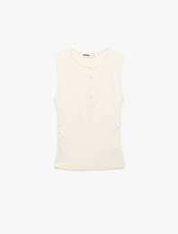 Ribanalı Düğmeli Yuvarlak Henley Yaka Fitilli Atlet