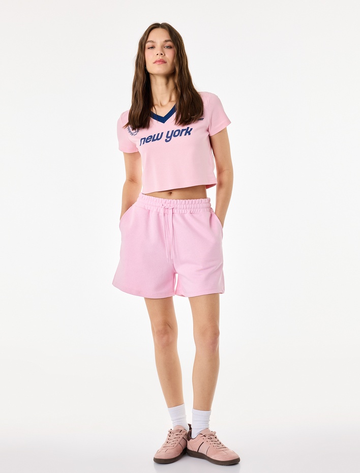  Slim Fit Beli Bağcıklı Cepli Simli Mini Şort