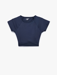 Slim Fit Bağlama Detaylı Crop Spor Tişört