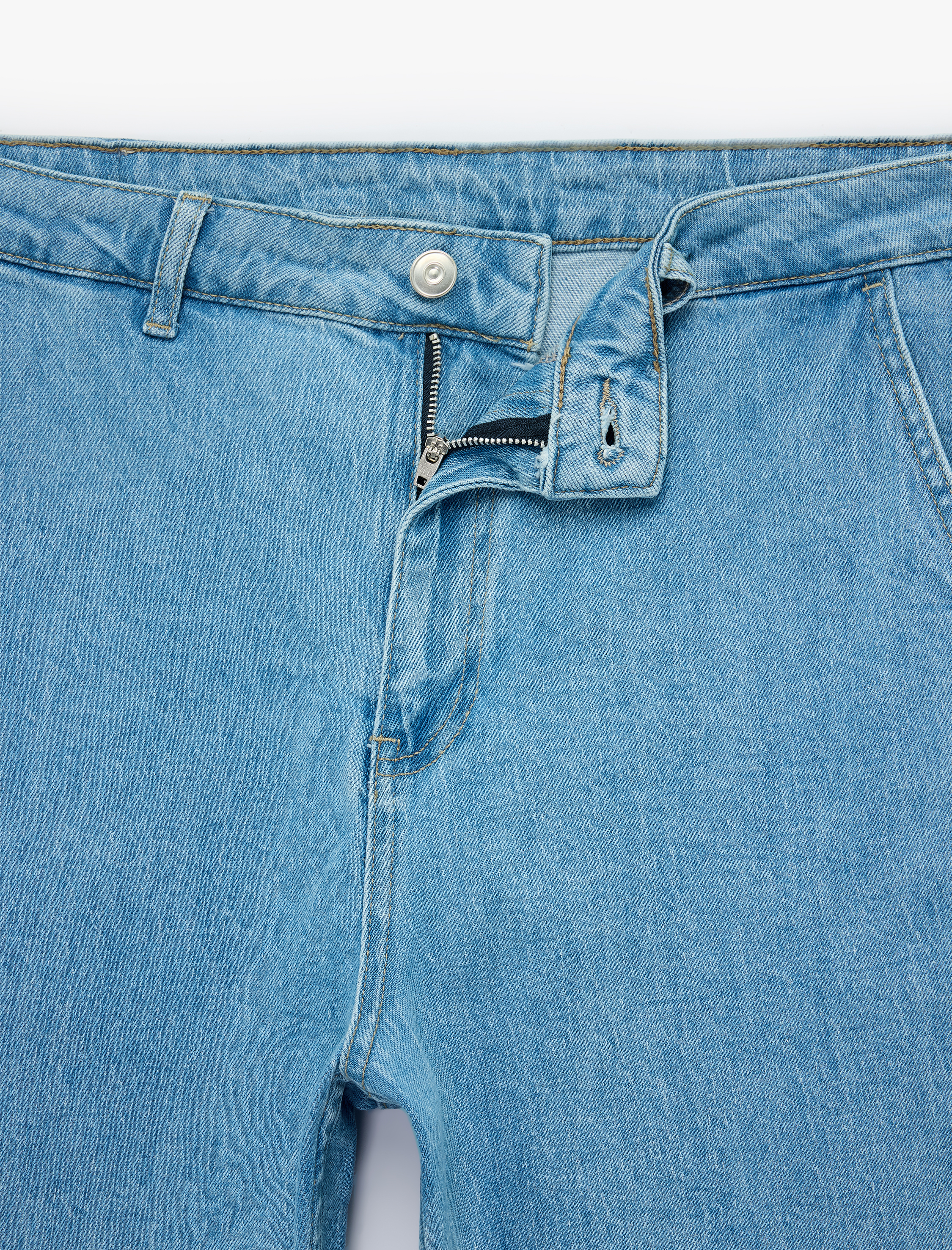   Pamuklu Cepli Normal Bel Straight Fit Bermuda Klasik Jean Şort
