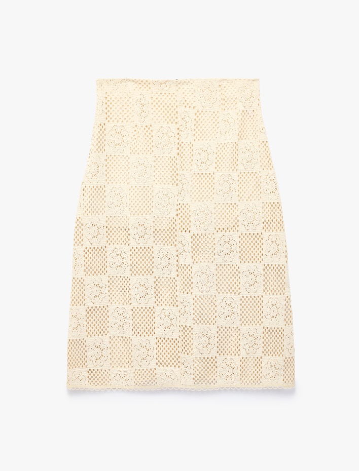  A Kesim Çiçek Motif Detaylı Ajurlu Kroşe Midi Etek