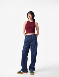 Beli Bağcıklı Cep Detaylı Bol Paça Denim Pantolon