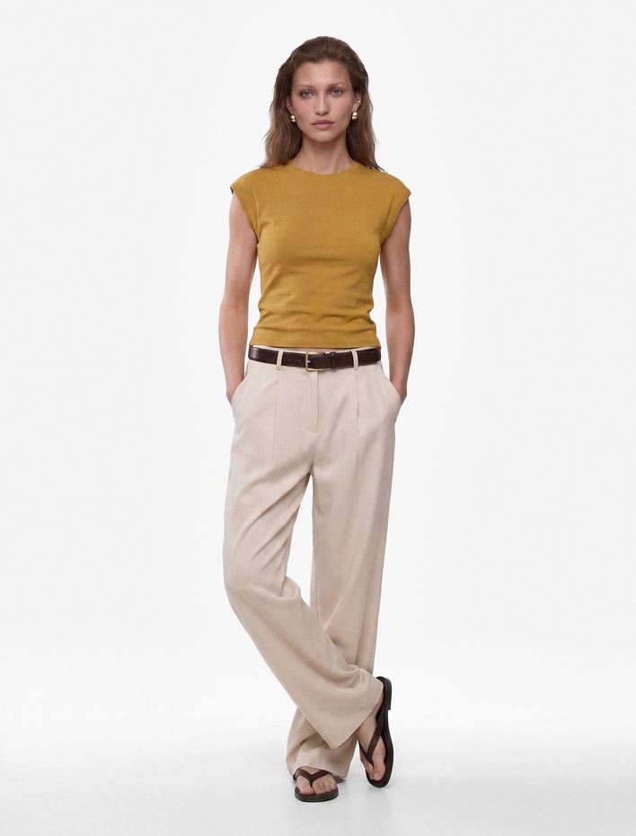  Slim Fit Pamuklu Bisiklet Yaka Sıfır Kol Tişört