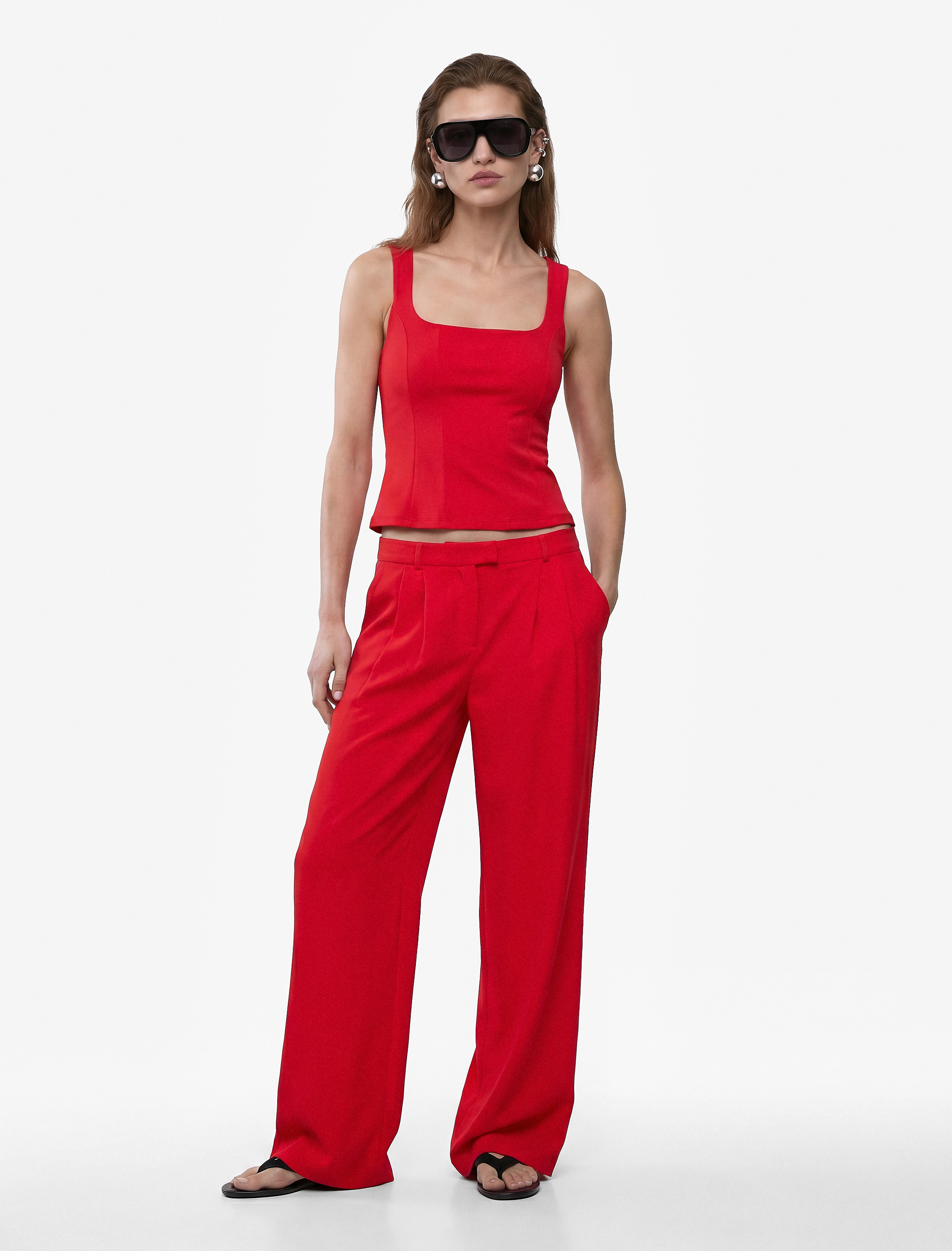   Krep Scuba Kumaş Slim Fit Kolsuz Kare Yaka Bluz