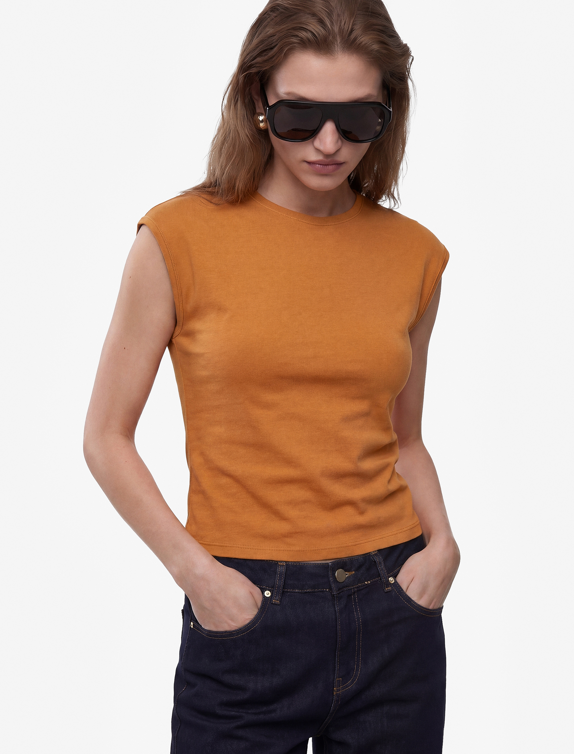   Slim Fit Pamuklu Bisiklet Yaka Sıfır Kol Tişört