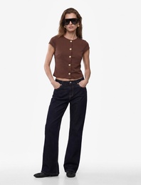 Slim Fit Mücevher Düğme Detaylı Bisiklet Yaka Kap Kol Bluz