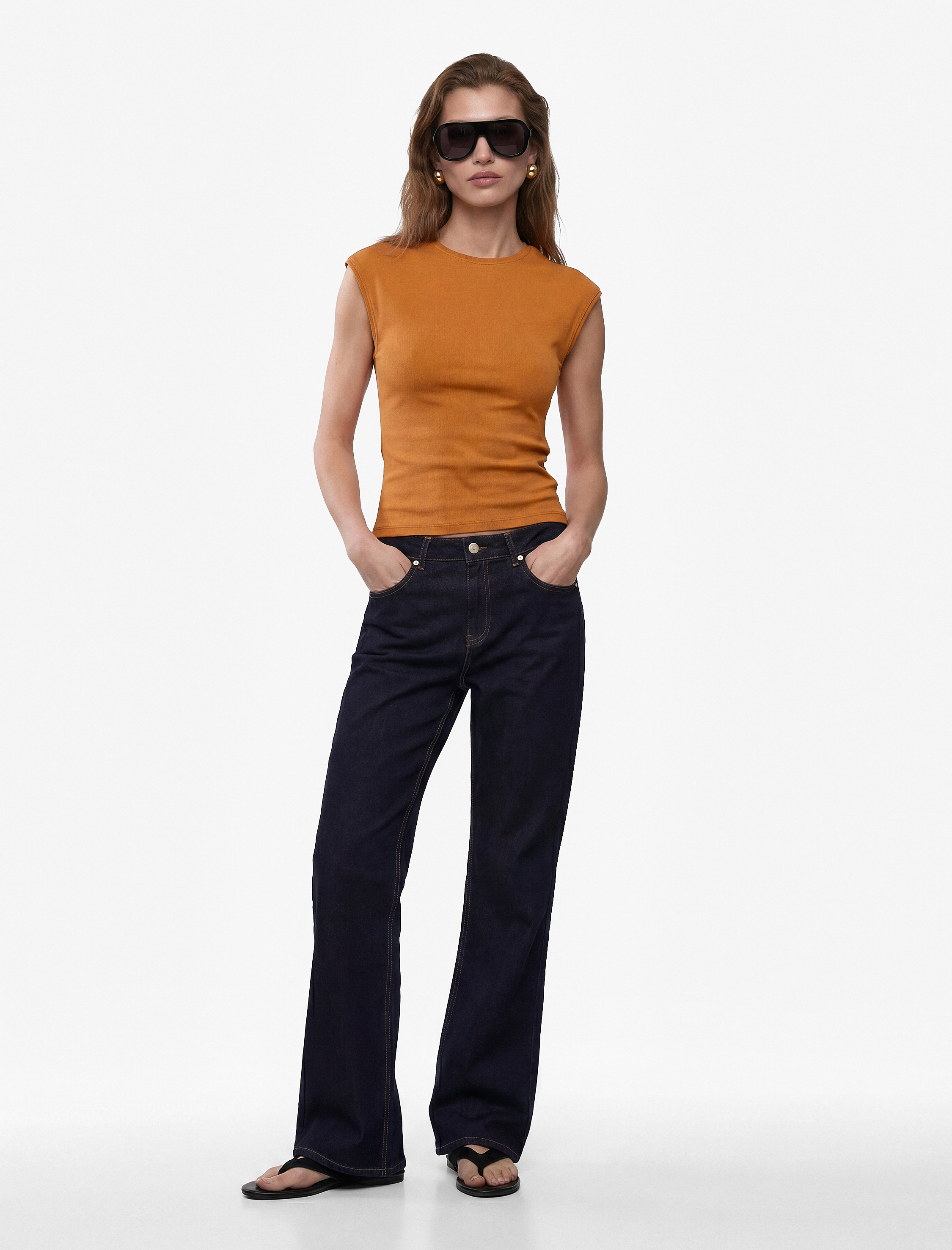   Slim Fit Pamuklu Bisiklet Yaka Sıfır Kol Tişört
