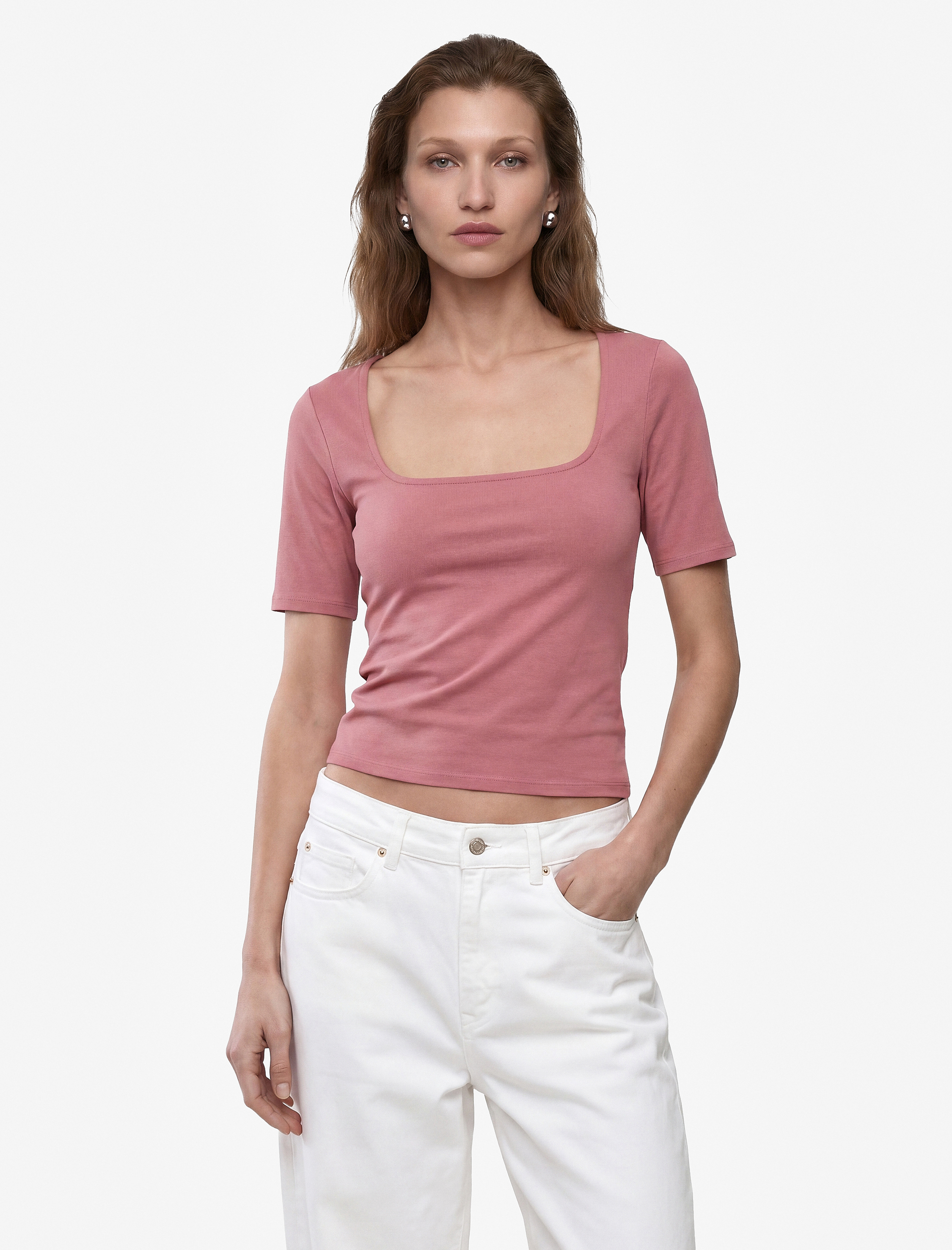   Pamuklu Slim Fit Kısa Kollu Kare Yaka Tişört