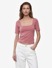 Pamuklu Slim Fit Kısa Kollu Kare Yaka Tişört
