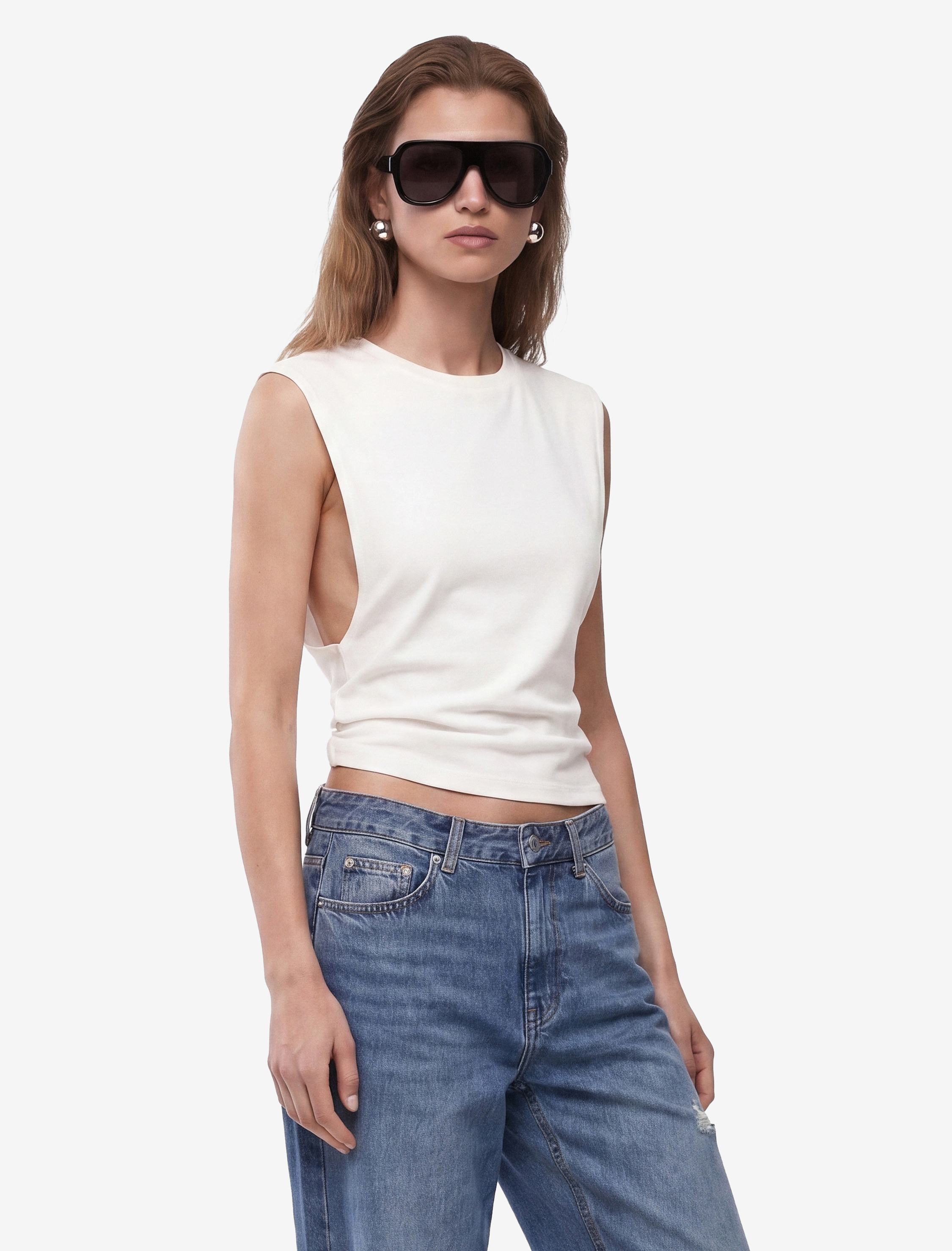   Pamuklu Slim Fit Bisiklet Yaka Kolsuz Sırt Detaylı Bluz