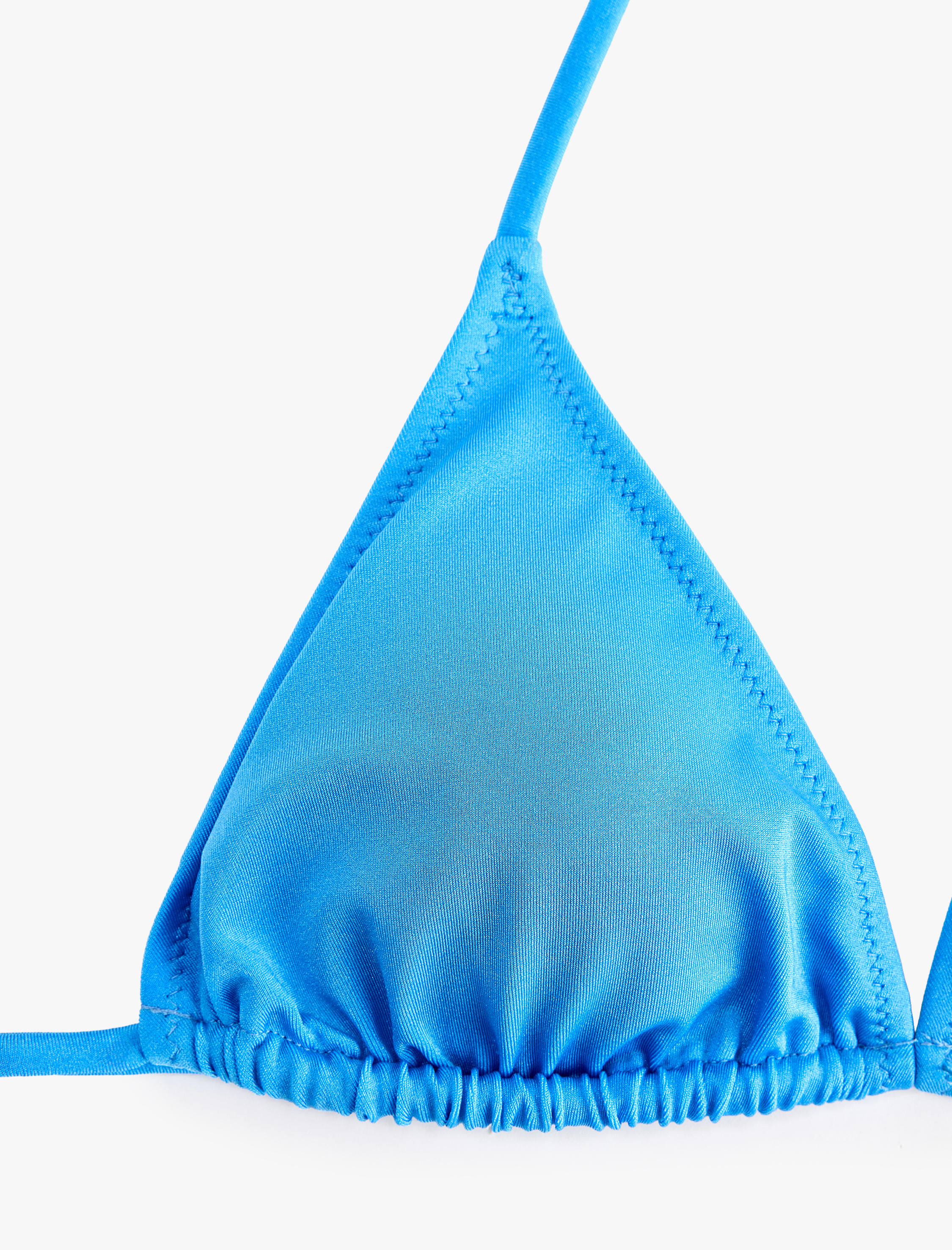   İpli Üçgen Bikini Üstü