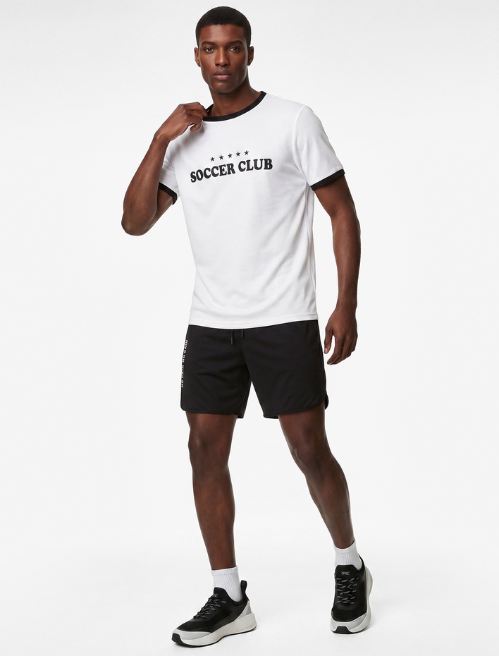  Regular Fit Bisiklet Yaka Renk Kontrastlı Kısa Kollu Baskılı Spor Tişört