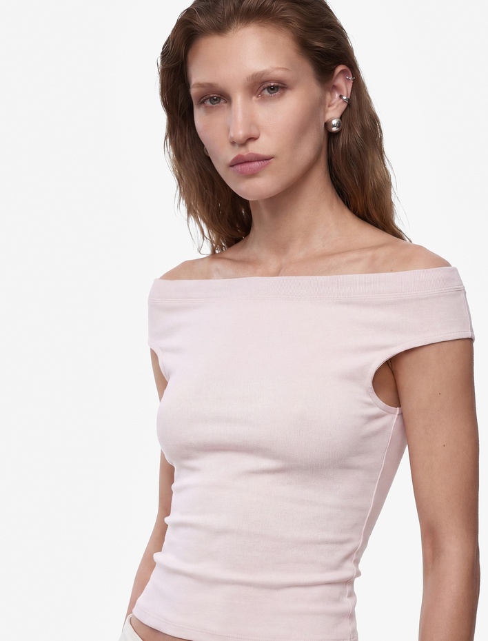 Pembe Crop Omzu Açık Madonna Yaka Tişört Fitilli Kısa Kollu Düğüm