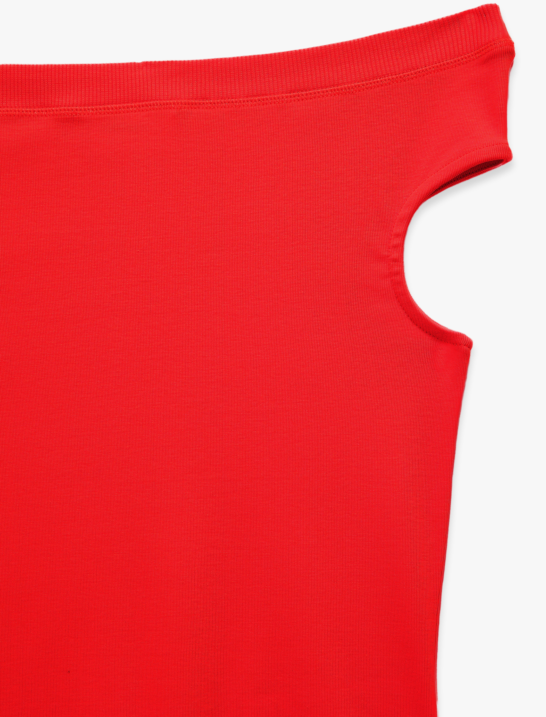   Pamuklu Ribanalı Slim Fit Omzu Açık Madonna Yaka Tişört