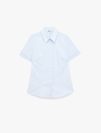 Regular Fit Kısa Kollu Klasik Yaka Düğmeli Çizgili Poplin Gömlek