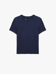 Pamuklu Slim Fit Bisiklet Yaka Kısa Kollu Basic Tişört