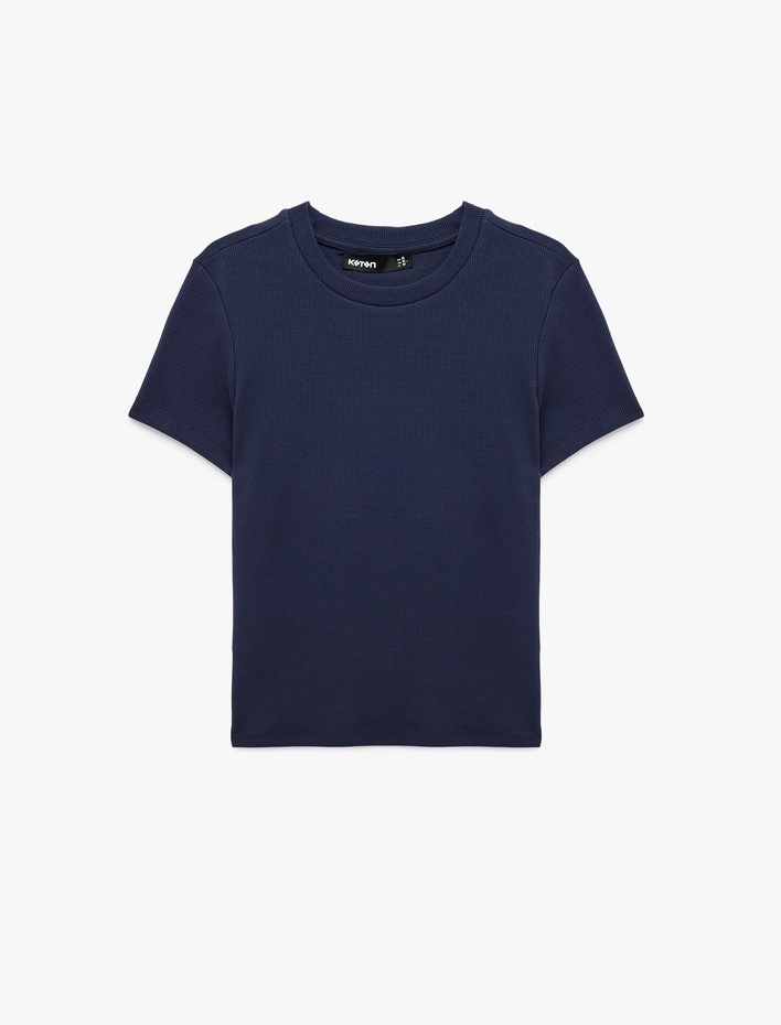  Pamuklu Slim Fit Bisiklet Yaka Kısa Kollu Basic Tişört