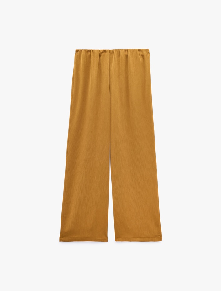  Straight Fit Bol Düz Paça Saten Pantolon