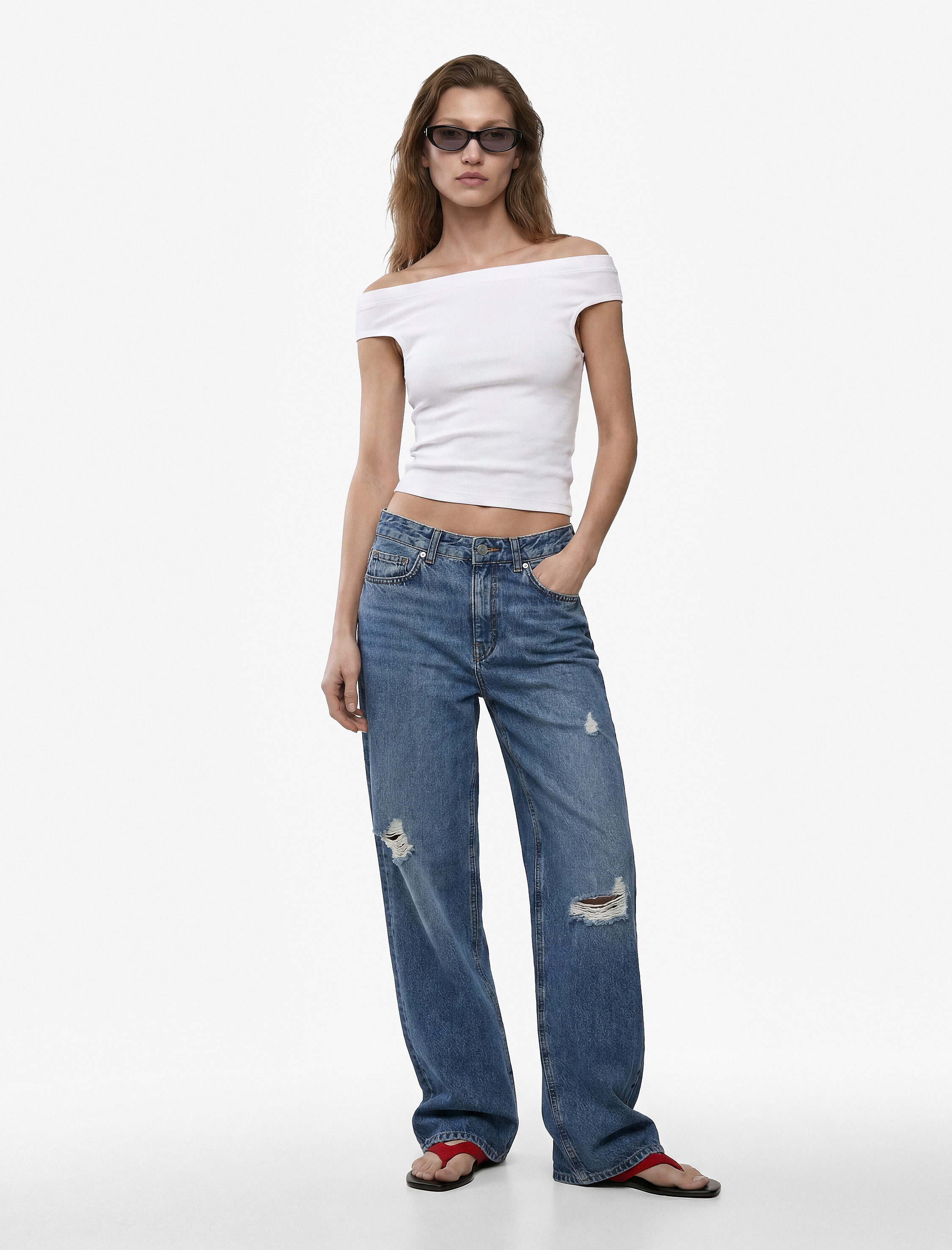   Pamuklu Ribanalı Slim Fit Omzu Açık Madonna Yaka Tişört
