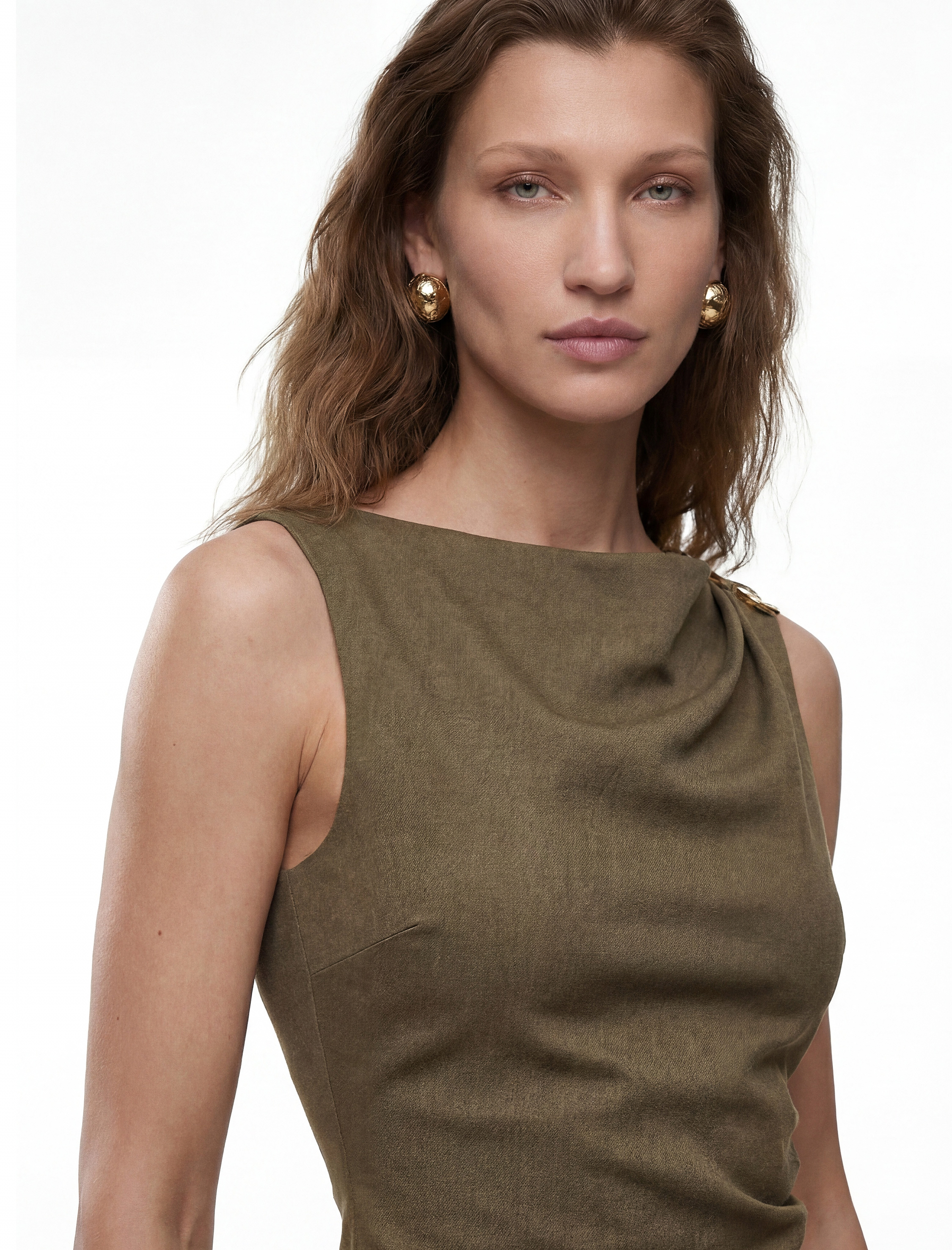   Keten Karışımlı Slim Fit Drapeli Yuvarlak Yaka Metal Aksesuarlı Kolsuz Mini Elbise