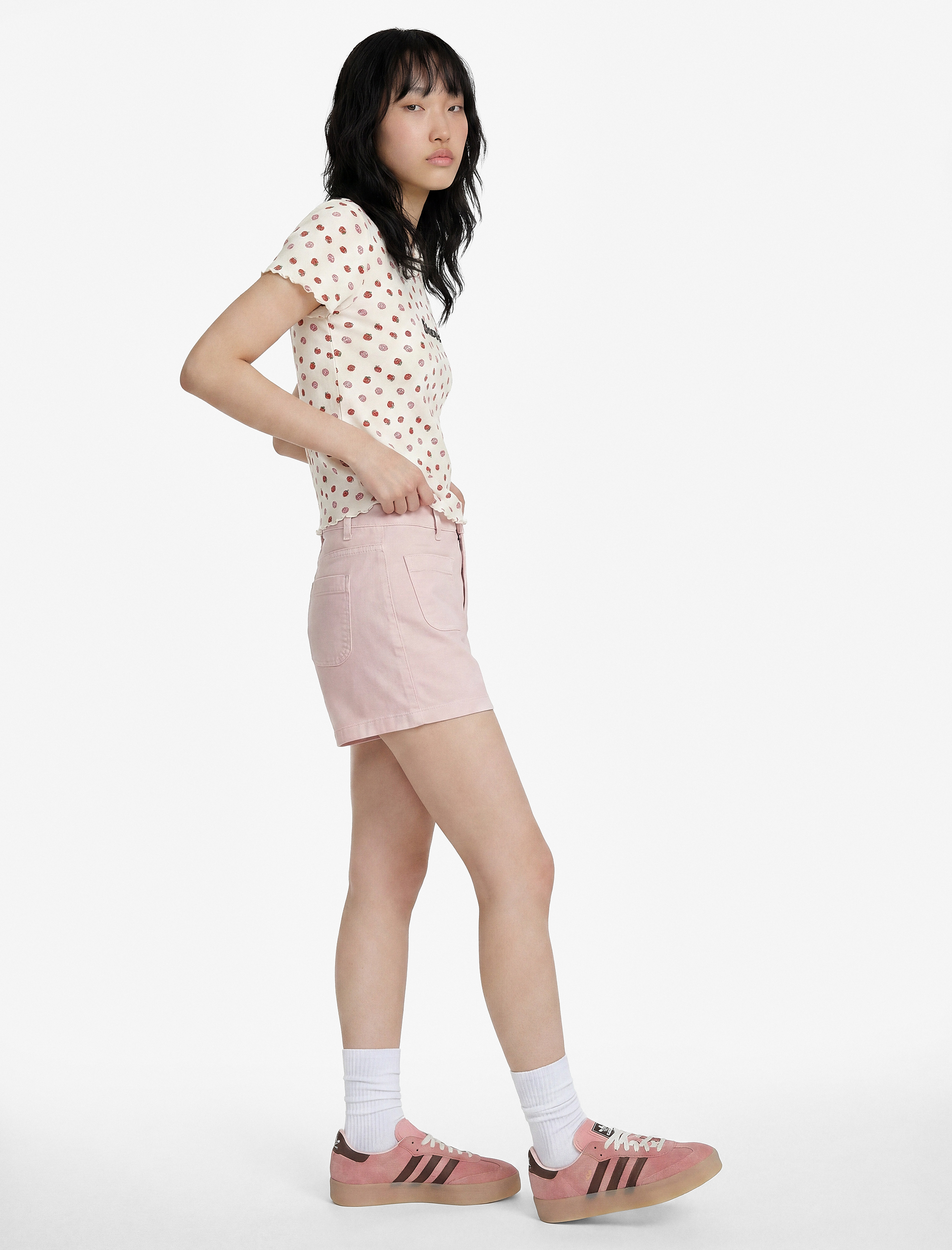   Cep Detaylı Normal Bel Pamuklu Slim Fit Mini Şort