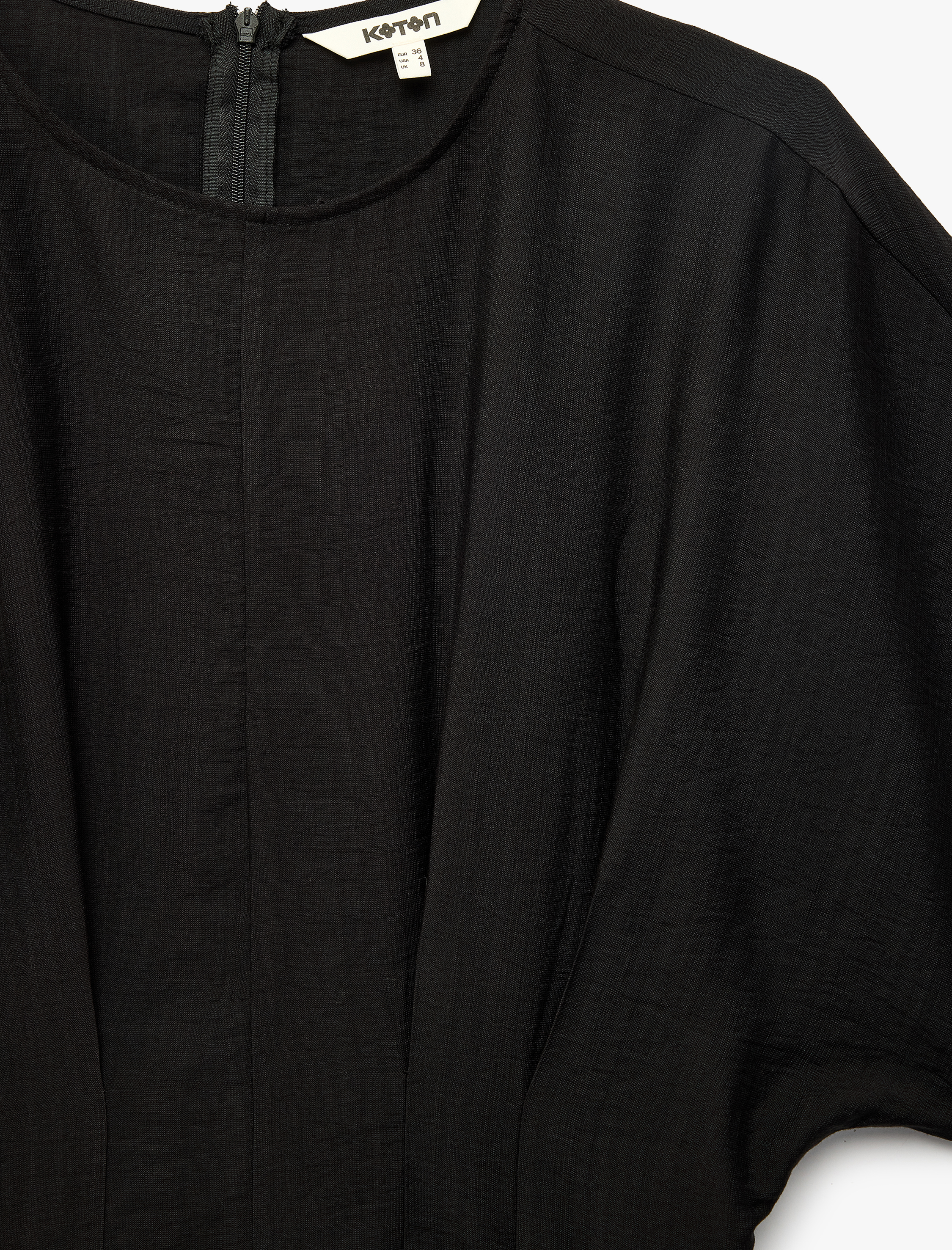   Viskon Kumaş Slim Fit Bisiklet Yaka Kısa Kollu Belden Oturtmalı Pileli Bluz