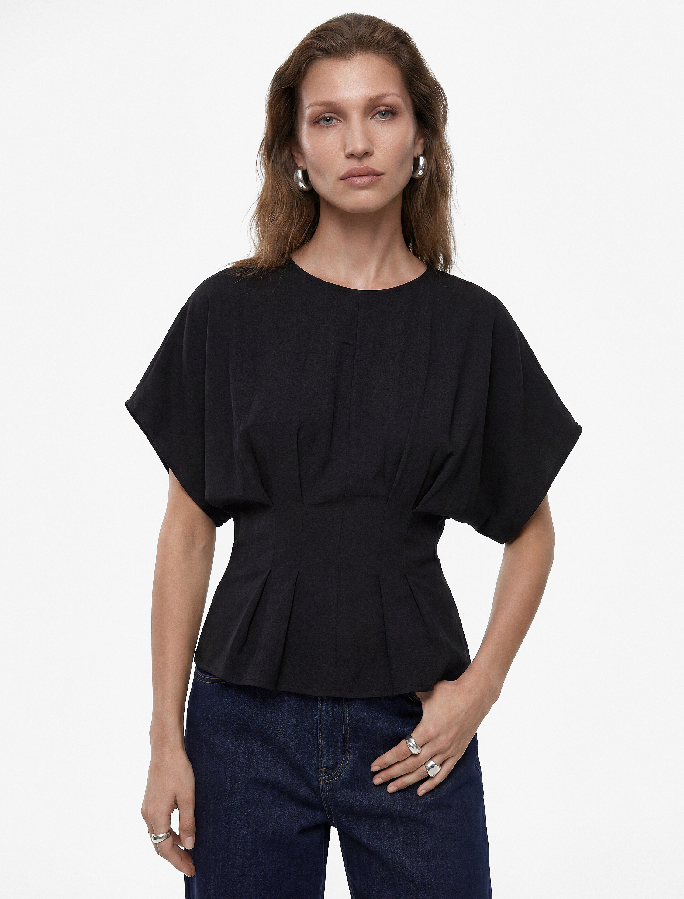   Viskon Kumaş Slim Fit Bisiklet Yaka Kısa Kollu Belden Oturtmalı Pileli Bluz