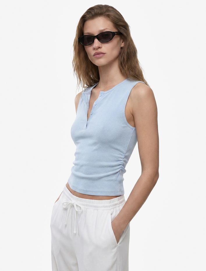  Ribanalı Düğmeli Yuvarlak Henley Yaka Fitilli Atlet
