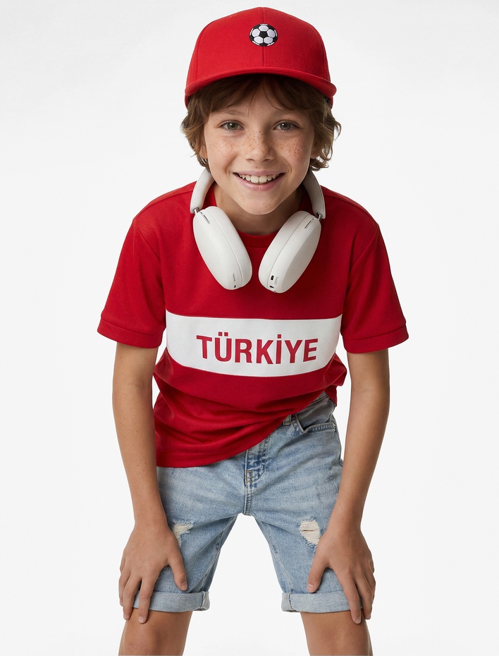 Erkek Çocuk Futbol Temalı Kısa Kollu Bisiklet Yaka Baskılı Tişört