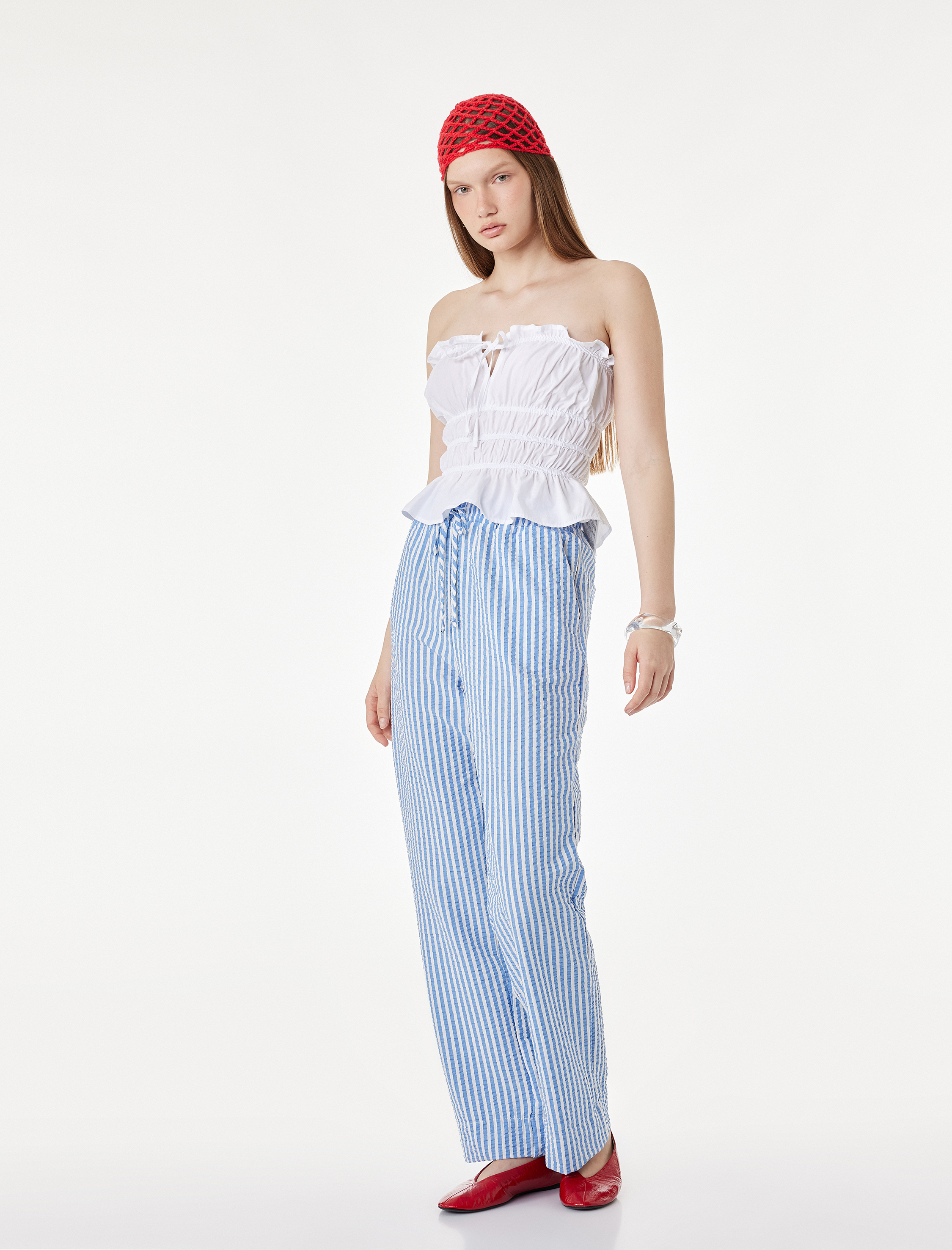   Pamuklu Bağlama Detaylı Büzgülü Bel Vurgulu Straplez Crop Top