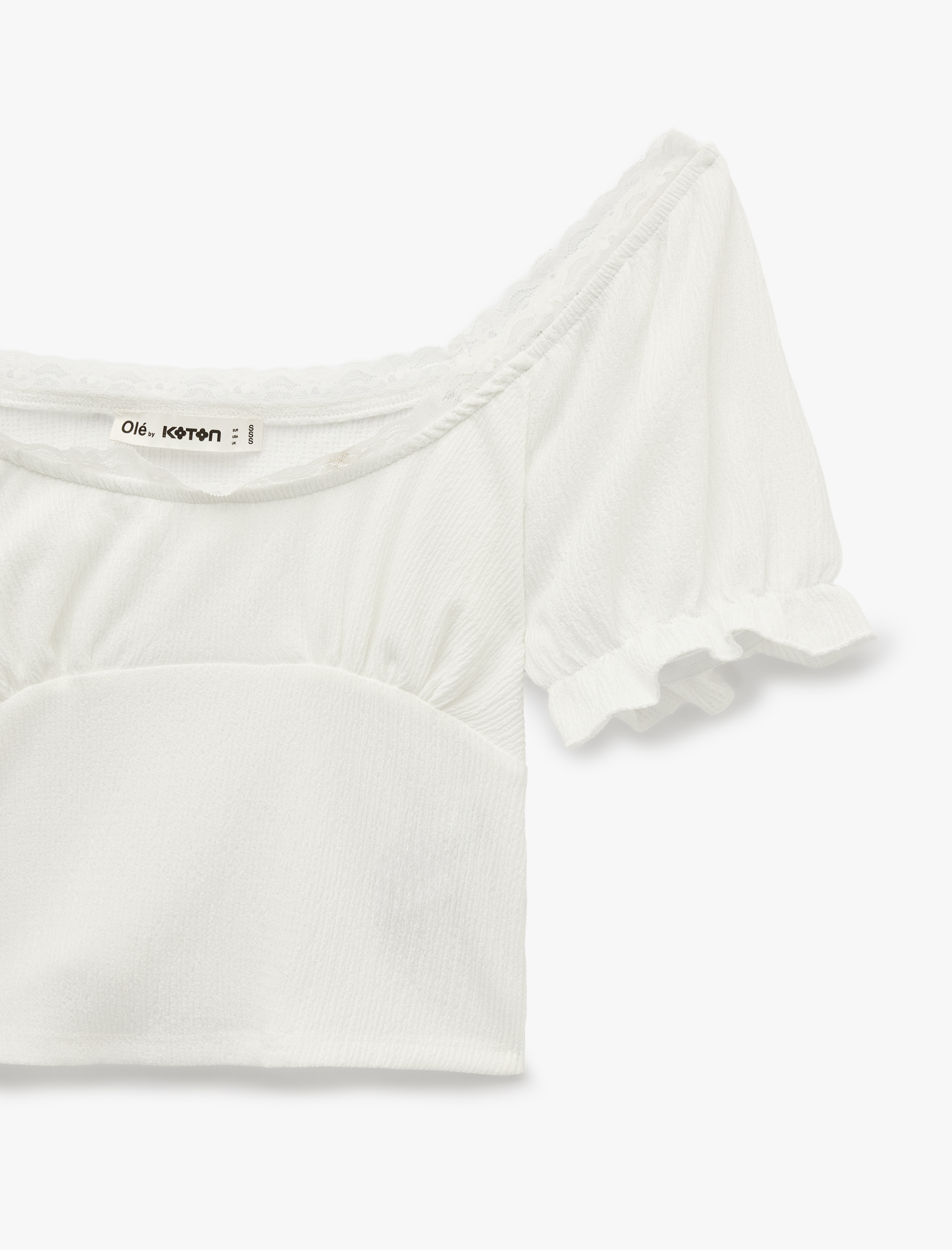   Dantel Detaylı U Yaka Kısa Balon Kollu Crop Bluz