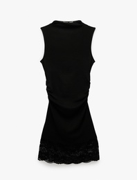 Modal Karışımlı Slim Fit Dik Yaka Kolsuz Mini Dantelli Elbise
