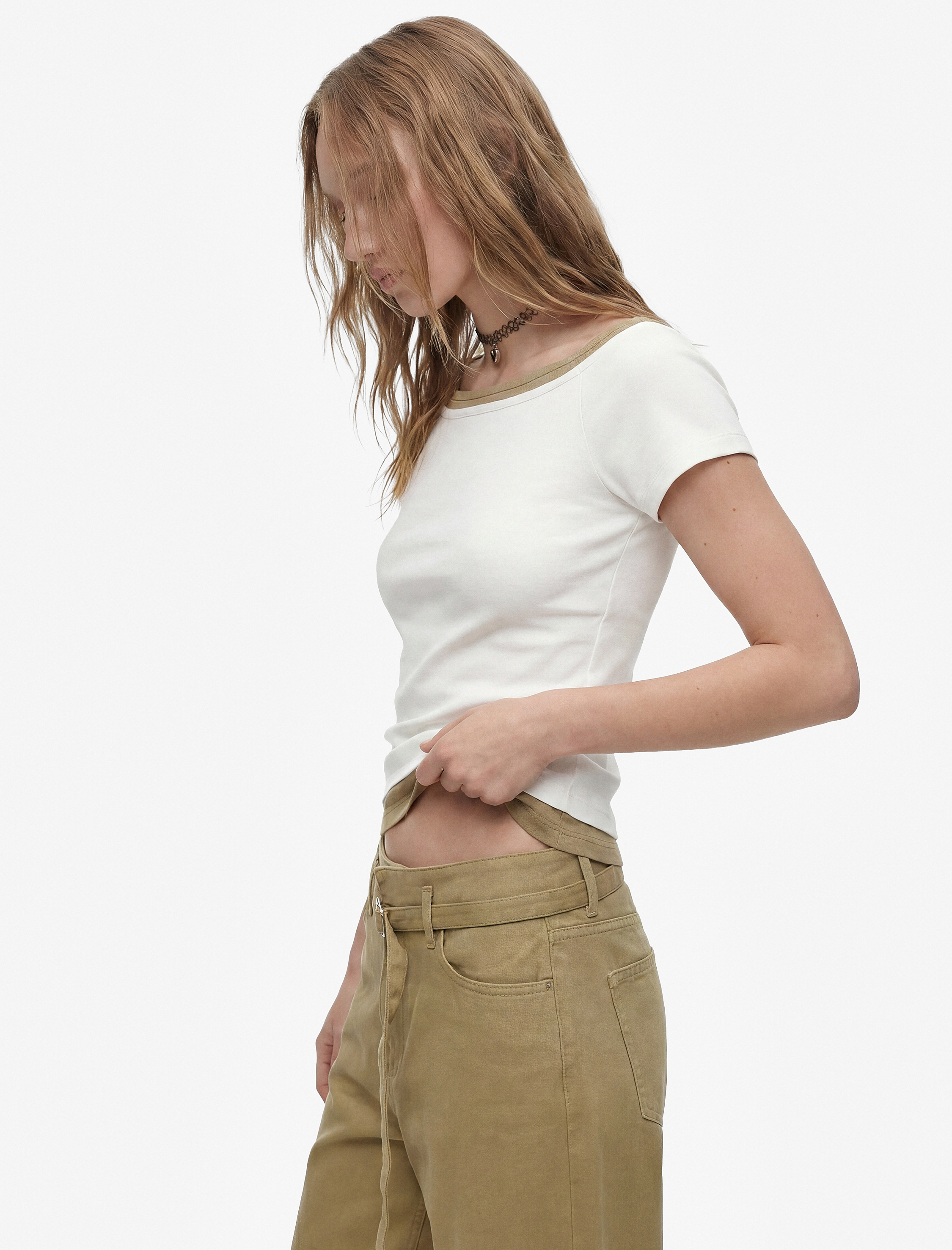   Viskon Kayık İkili Yaka Kısa Kollu Slim Fit Tişört