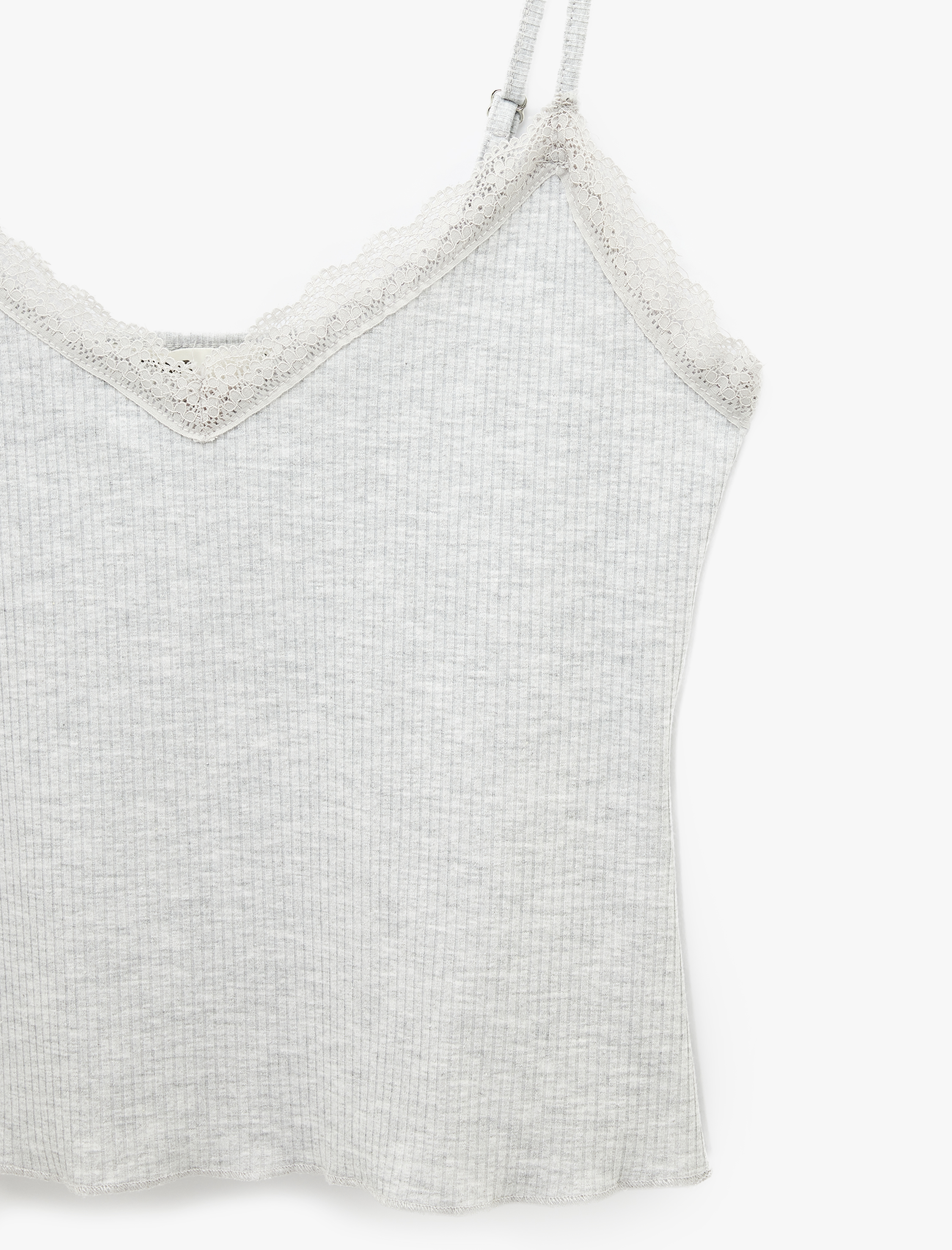   Dantel Detaylı İnce Askılı Pijama Üstü