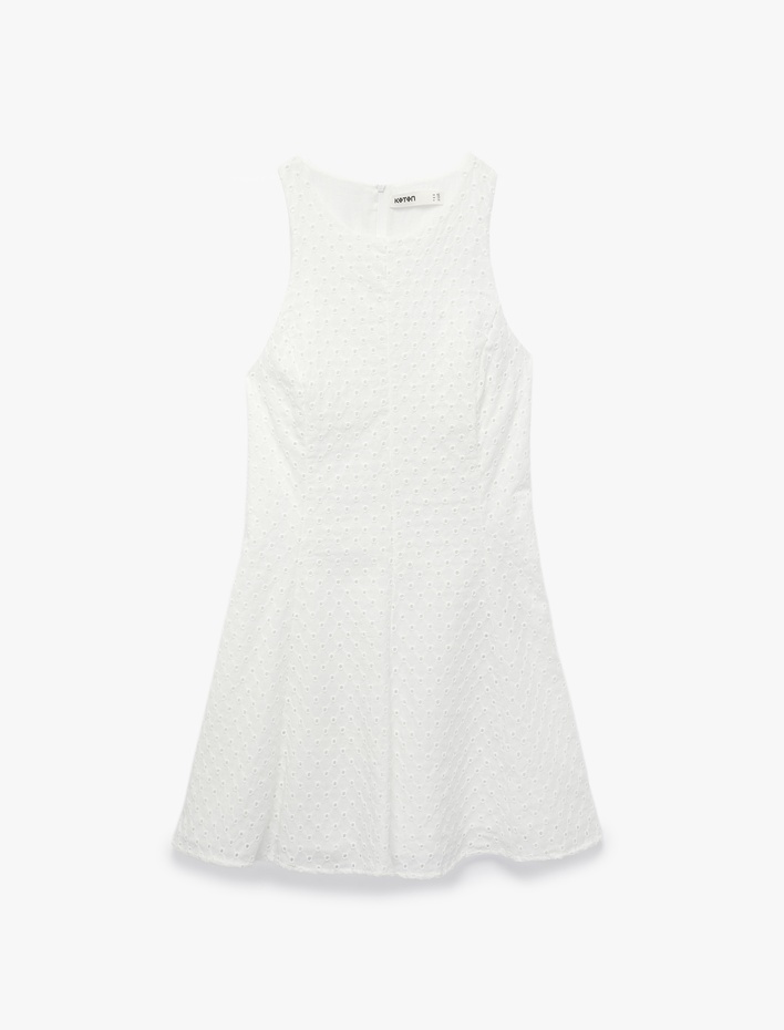  Pamuklu Kolsuz Fisto Brodeli Halter Yaka Mini Elbise