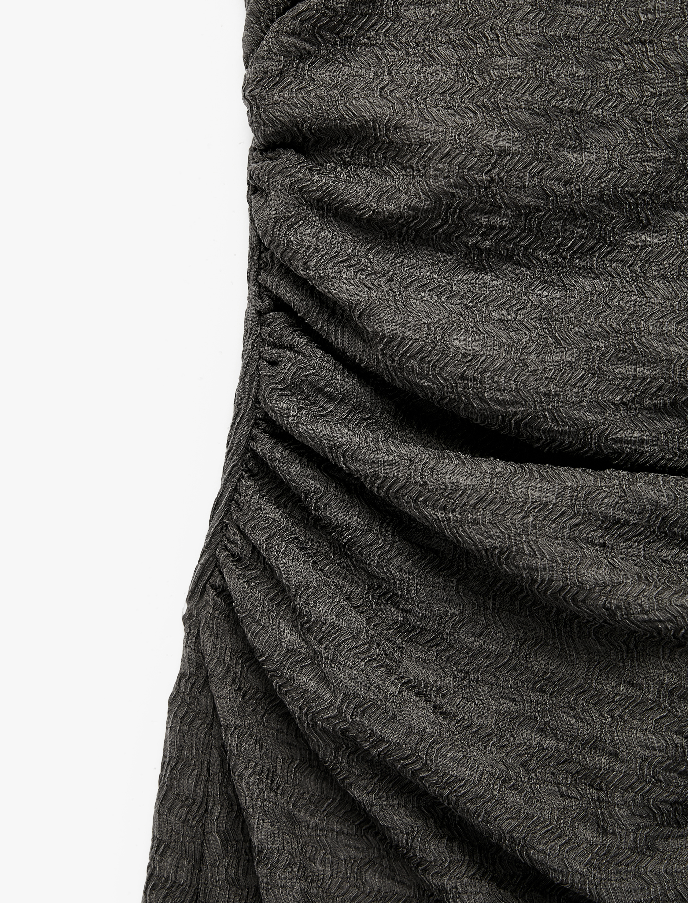   Bürümcük Kumaş Dokulu Slim Fit Sırt Detaylı Halter Yaka Midi Elbise