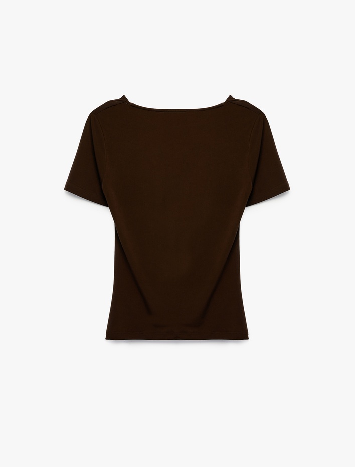  Slim Fit Büzgülü V Yaka Kısa Kollu Tişört