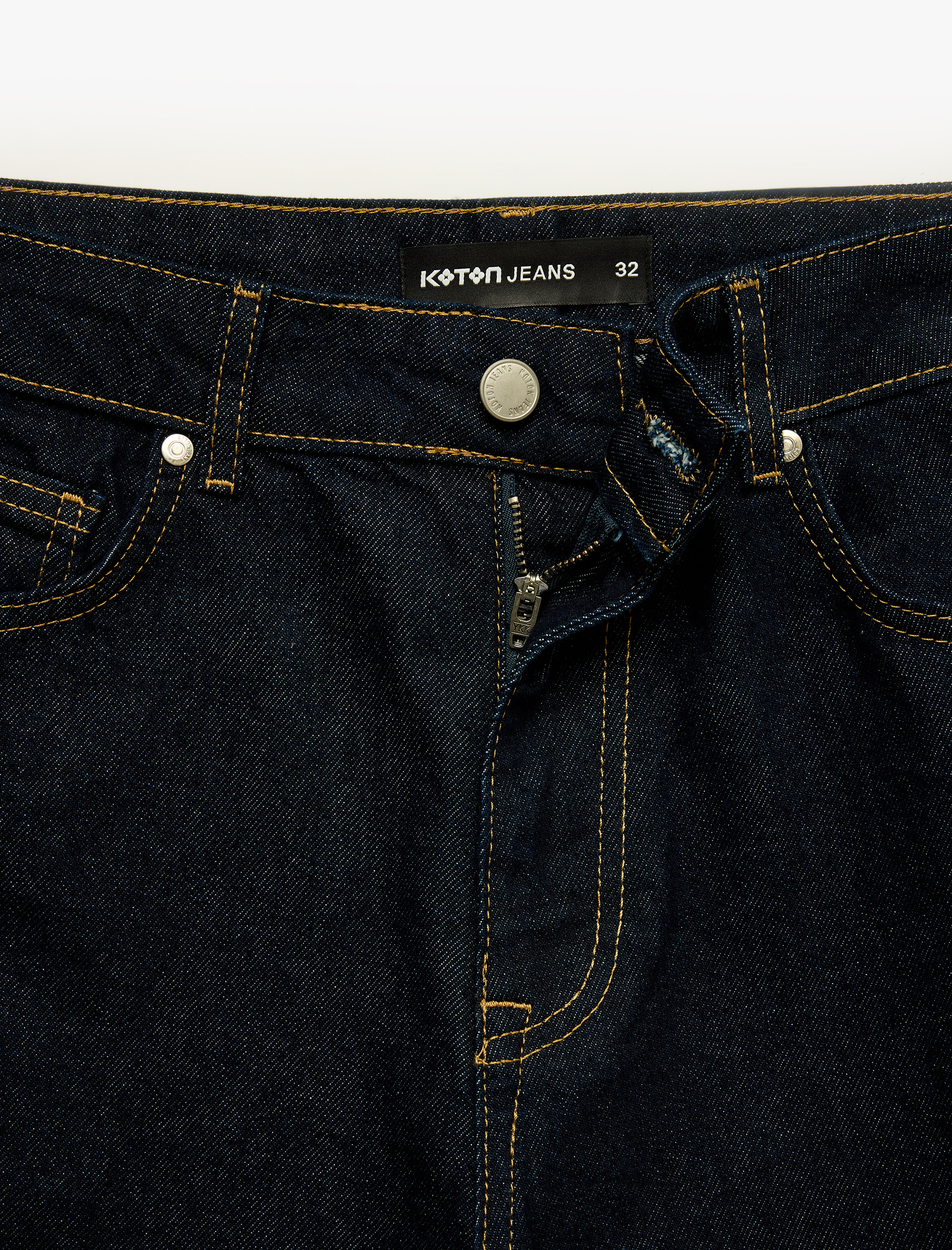   Normal Bel Pamuklu Bermuda Straight Fit Denim Şort