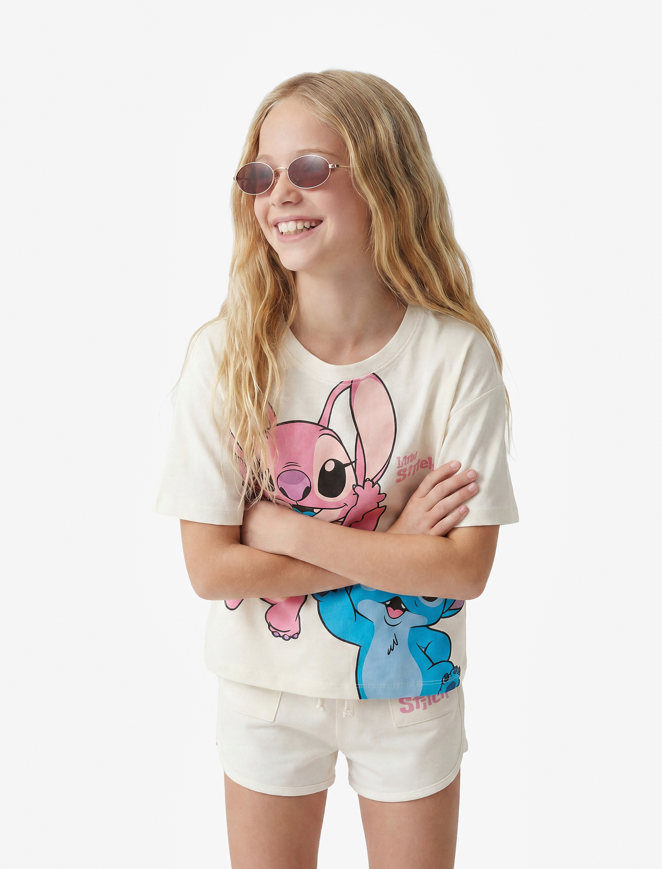 Kız Çocuk Lisanslı Stitch Baskılı Kısa Kollu Bisiklet Yaka Pamuklu Tişört