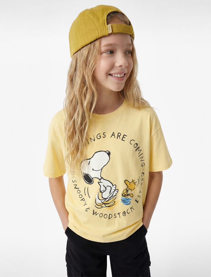 Kız Çocuk Snoopy Baskılı Bisiklet Yaka Kısa Kollu Pamuklu Lisanslı Tişört