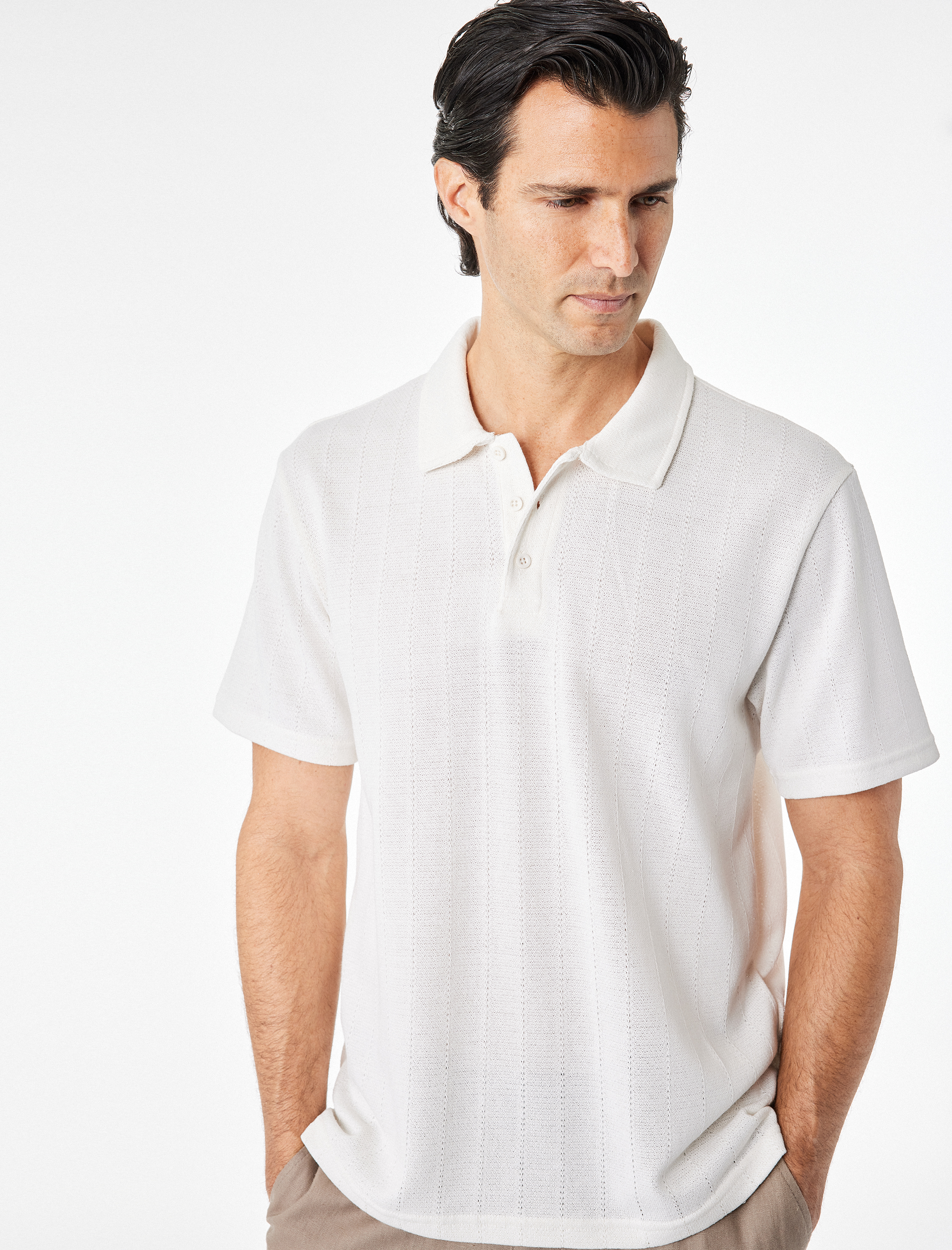   Regular Fit Kısa Kollu Düğmeli Polo Yaka Basic Tişört