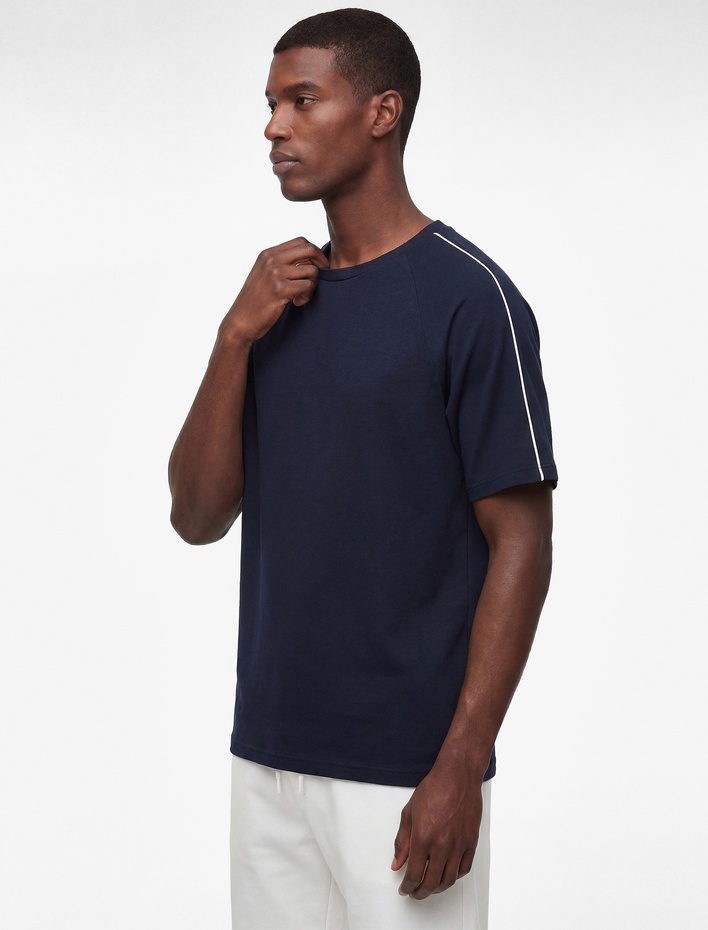  Bisiklet Yaka Viskon Karışımlı Scuba Kumaş Şerit Detaylı Kısa Reglan Kollu Oversize Tişört