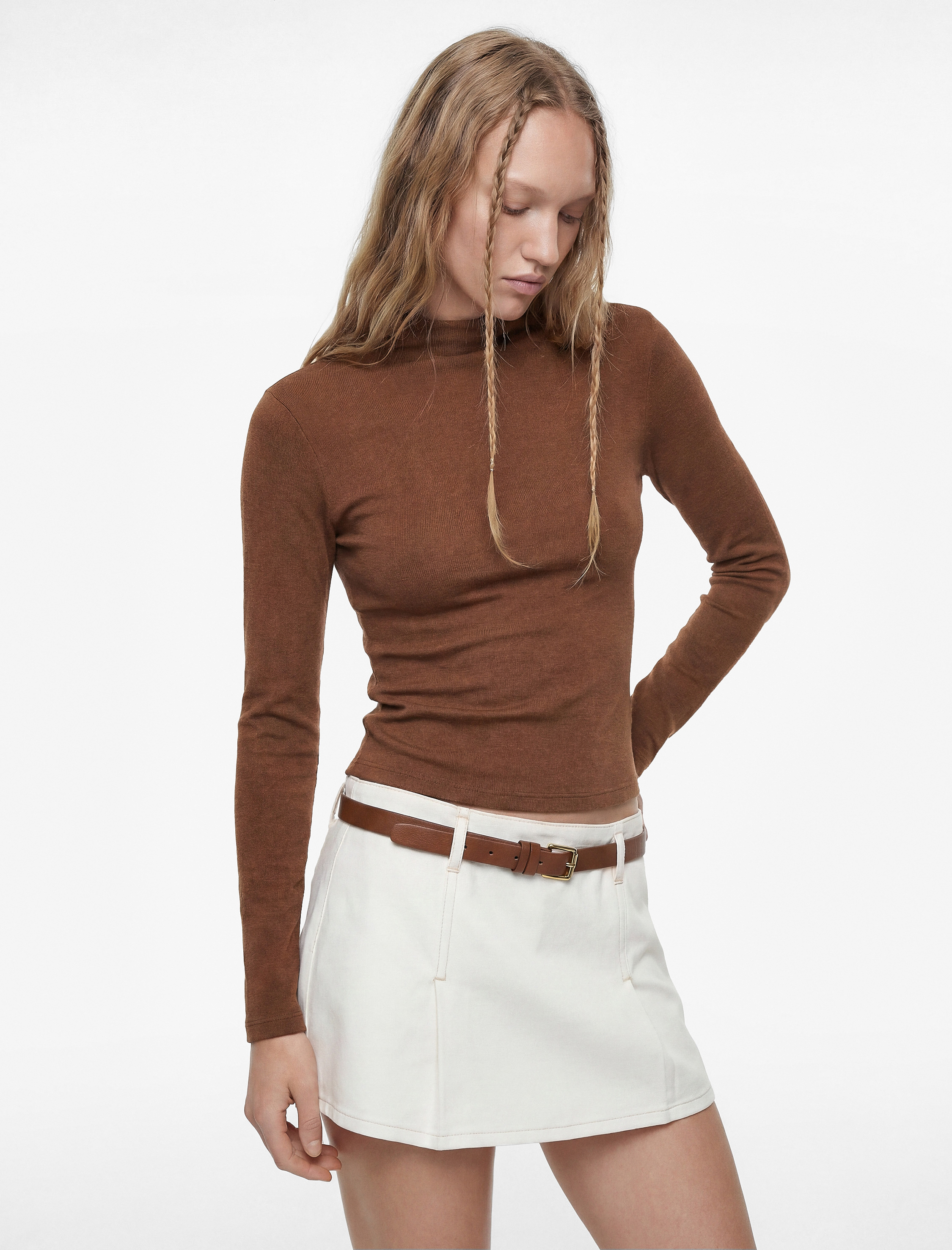   Modal Karışımlı Slim Fit Dik Yaka Uzun Kollu Tişört