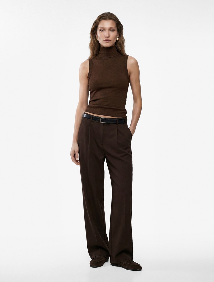  Koyun Yünü Karışımlı Yumuşak Dokulu Slim Fit Dik Yaka Kolsuz Bluz