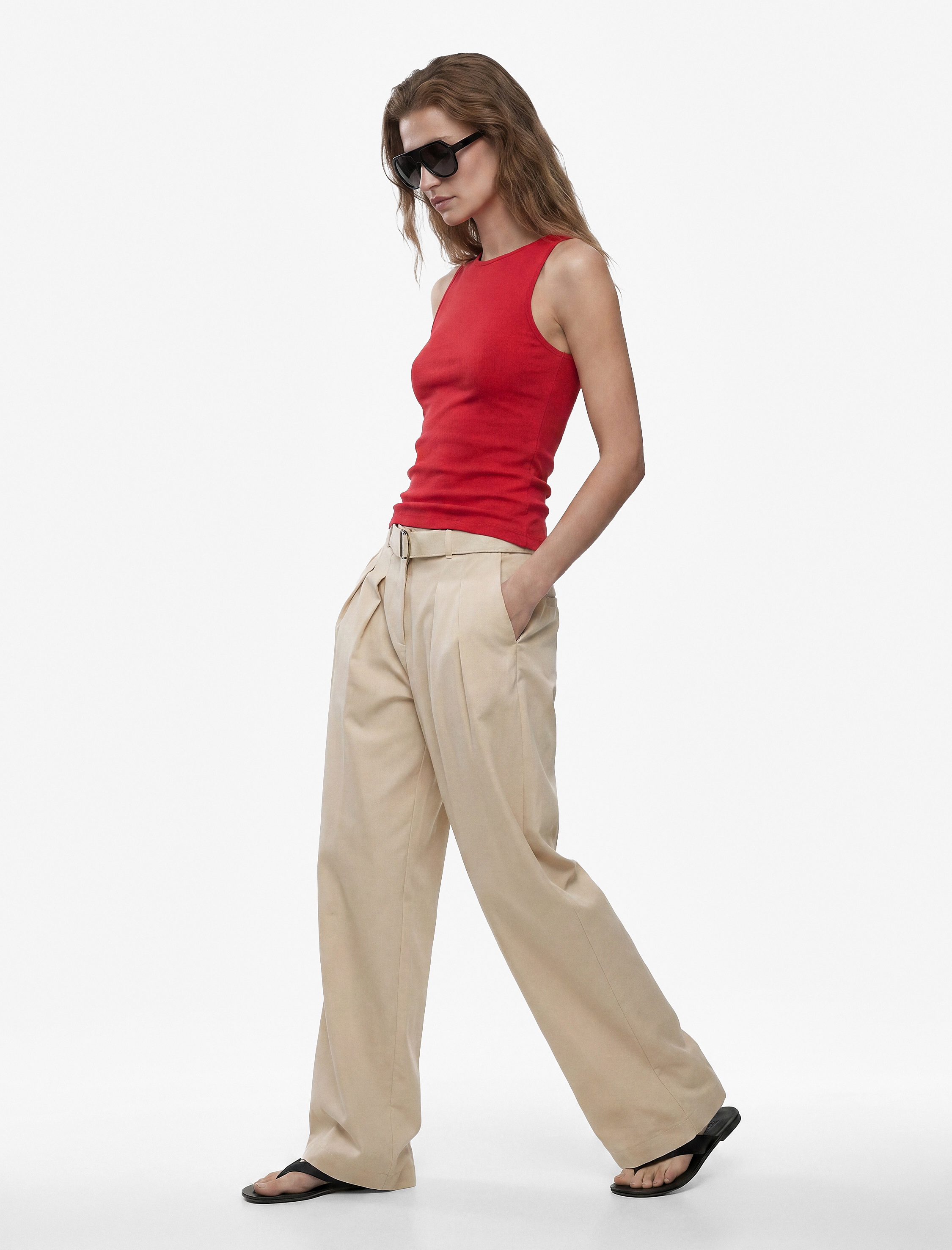   Pamuklu Slim Fit Kolsuz Kayık Yaka Bluz