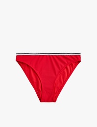 Renk Kontrastlı Kroşe Detaylı Bikini Altı