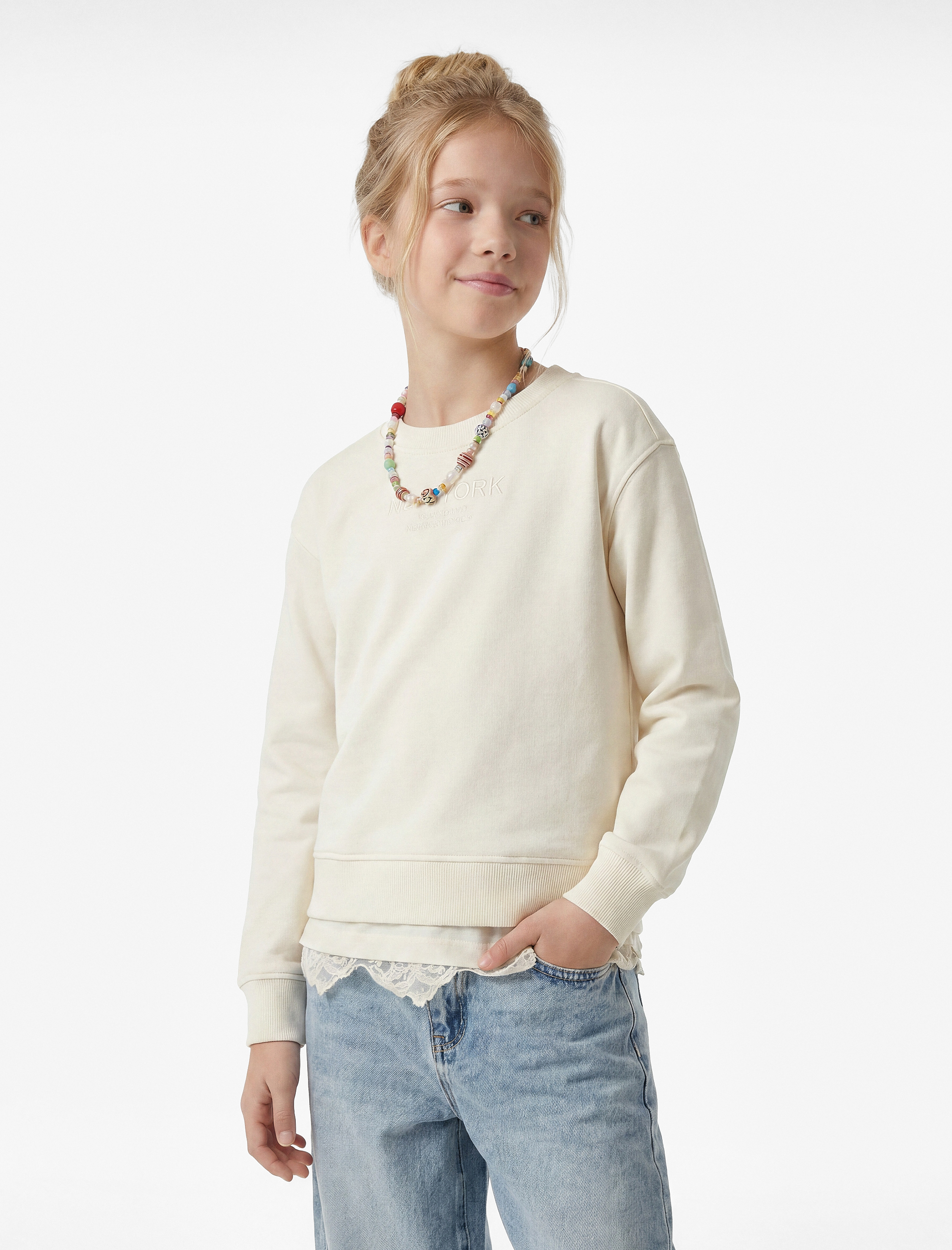  Kız Çocuk Uzun Kollu Bisiklet Yaka Dantel Detaylı Pamuklu Sweatshirt