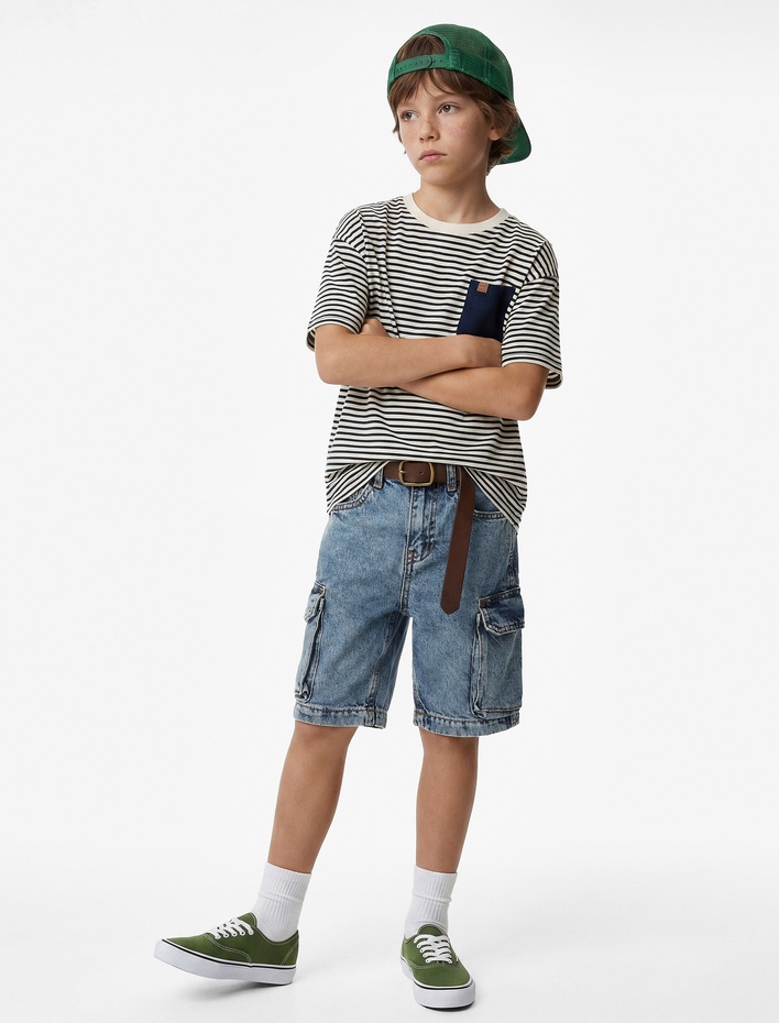 Erkek Çocuk Kapaklı Cep Detaylı Pamuklu Oversize Kargo Denim Şort