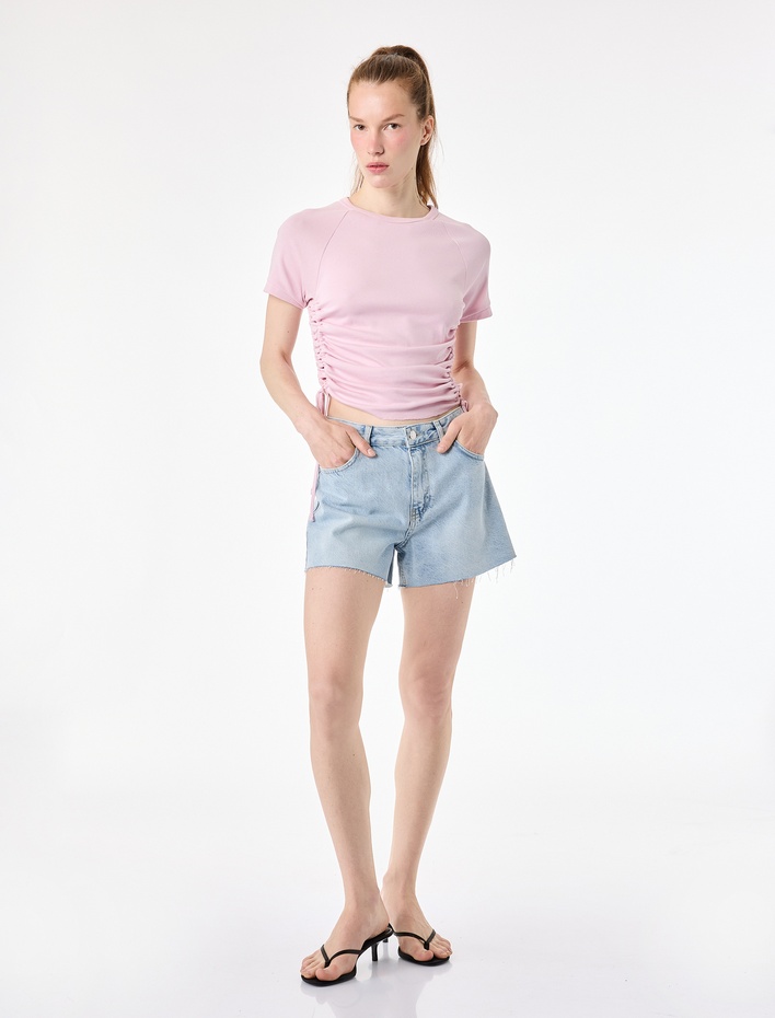  Pamuklu Slim Fit Bisiklet Yaka Kısa Kollu Yanları Bağlamalı Büzgülü Tişört