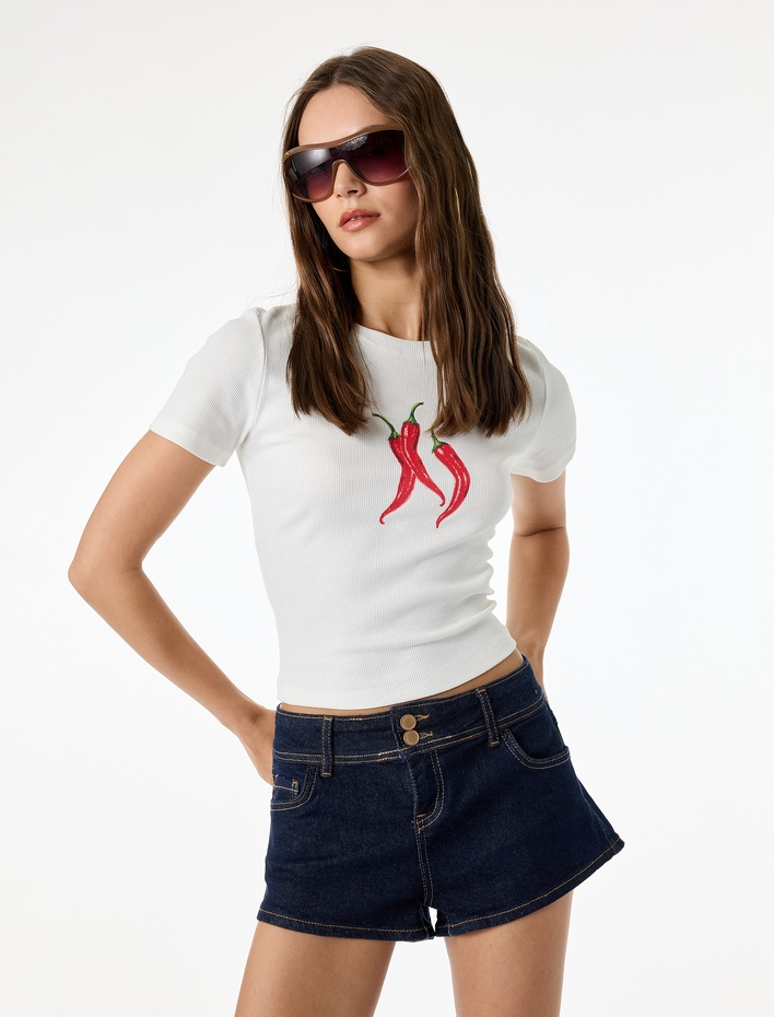  Pamuklu Slim Fit Kısa Kollu Bisiklet Yaka Baskılı Tişört